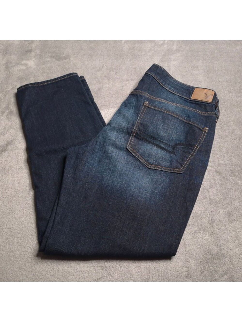 American Eagle Womens Tomgirl Jeans 12 Dark Wash Button Fly Mid Rise Stretch